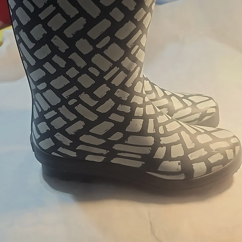 Serra Knee High Rain Boots